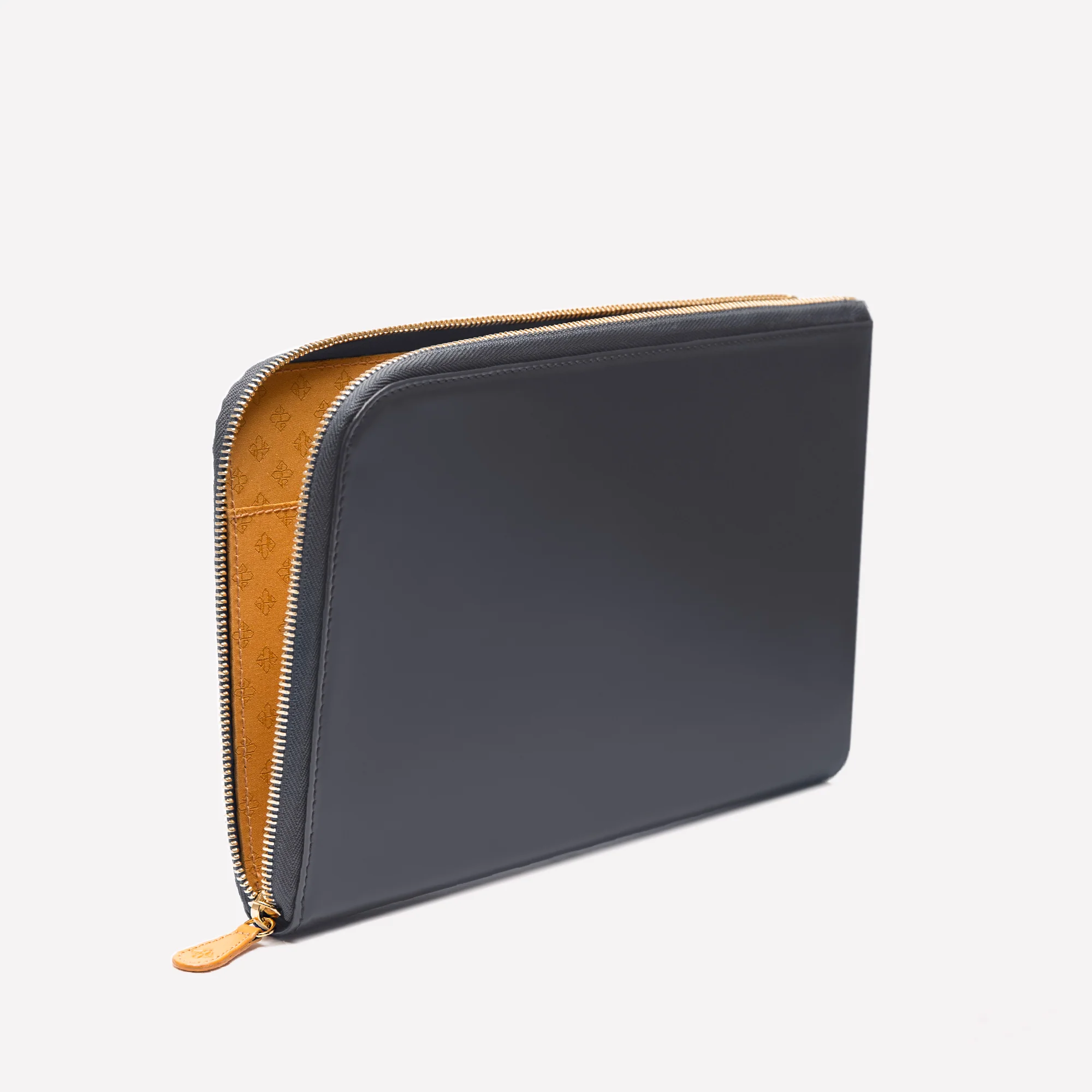 Bridle Hide Large Zip Portfolio - Image 11