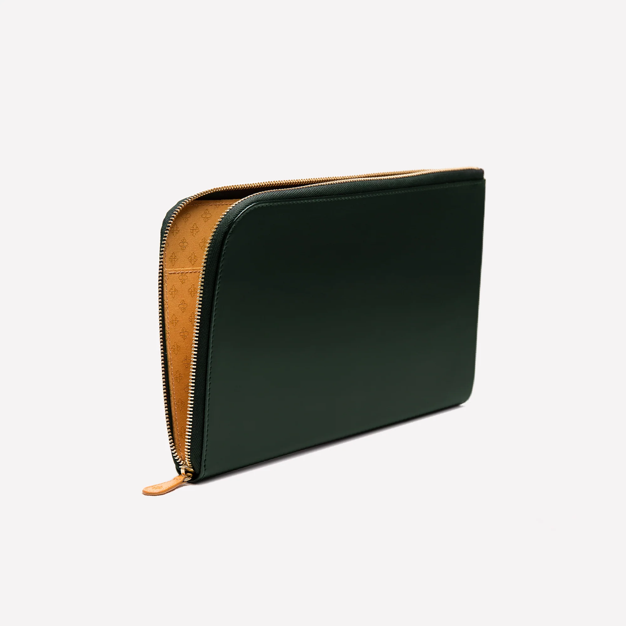 Bridle Hide Medium Zip Pouch - Image 7
