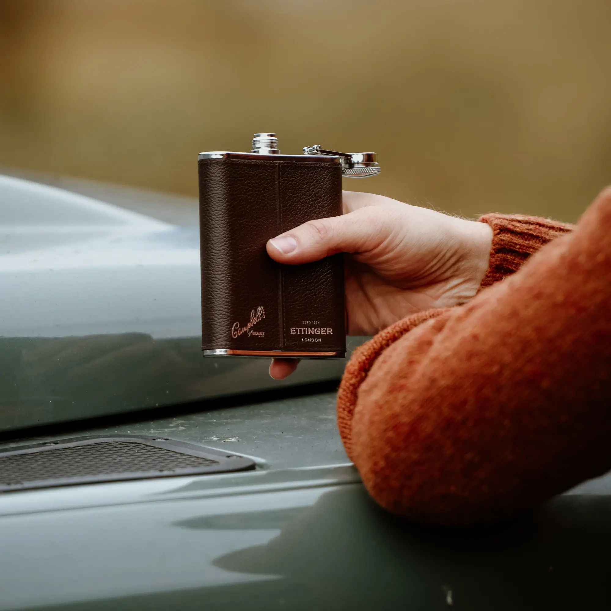 Campbell's of Beauly x Ettinger 6oz Hip Flask - Image 8