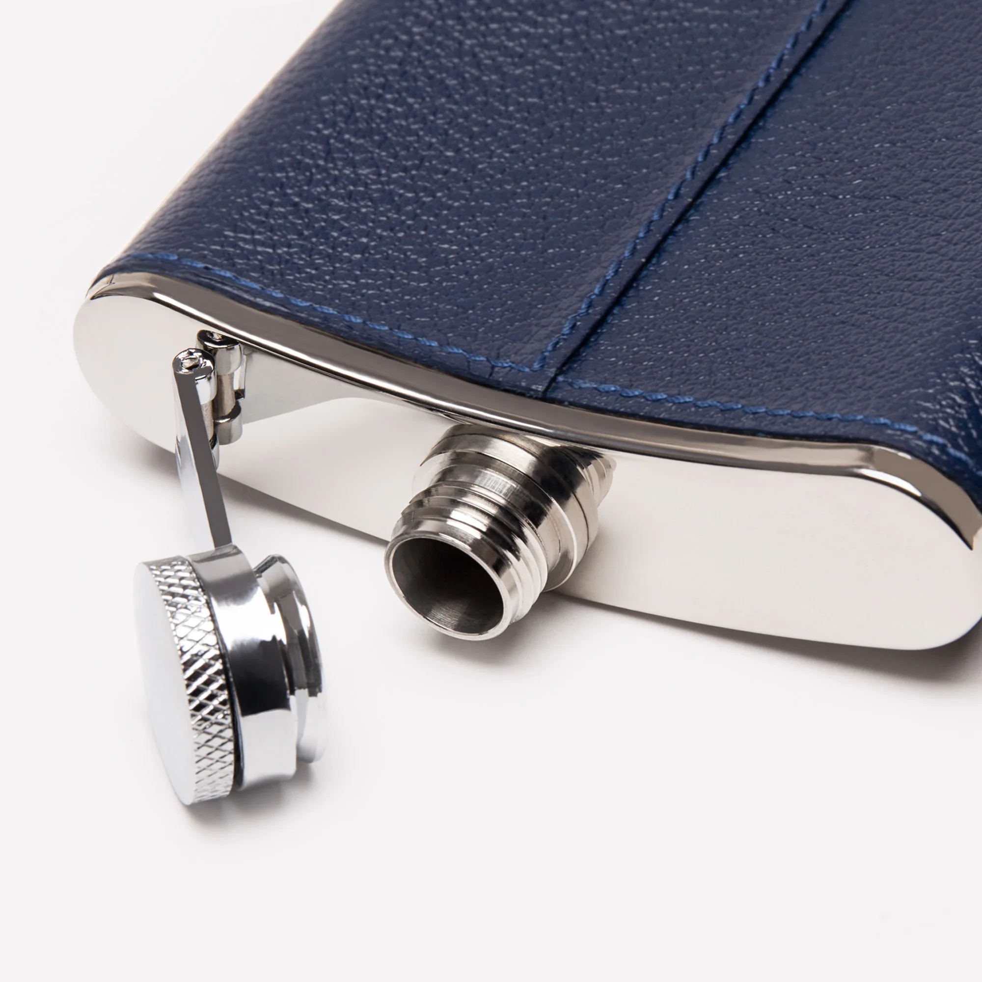 Capra 6oz Hip Flask - Image 3