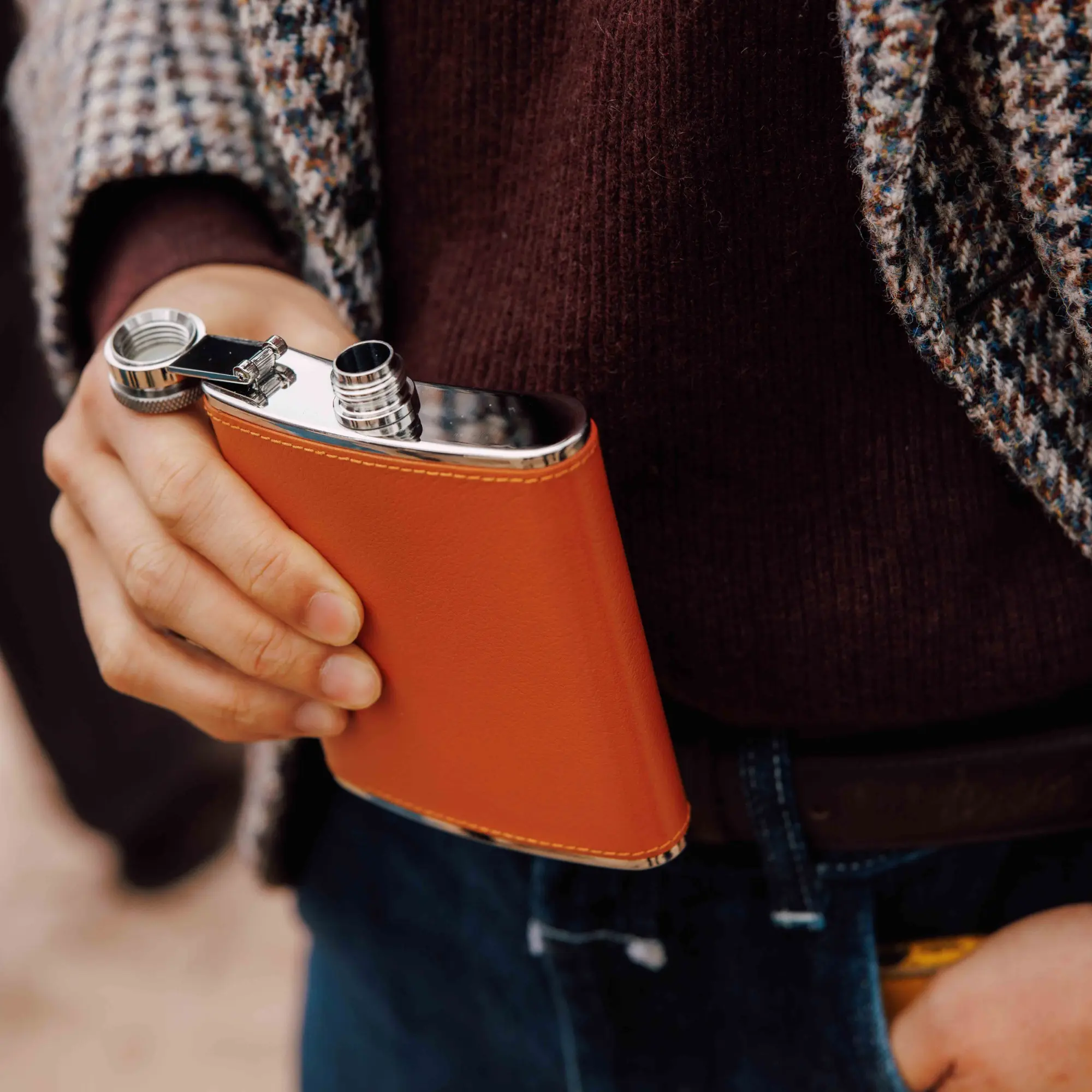 Capra 6oz Hip Flask - Image 8