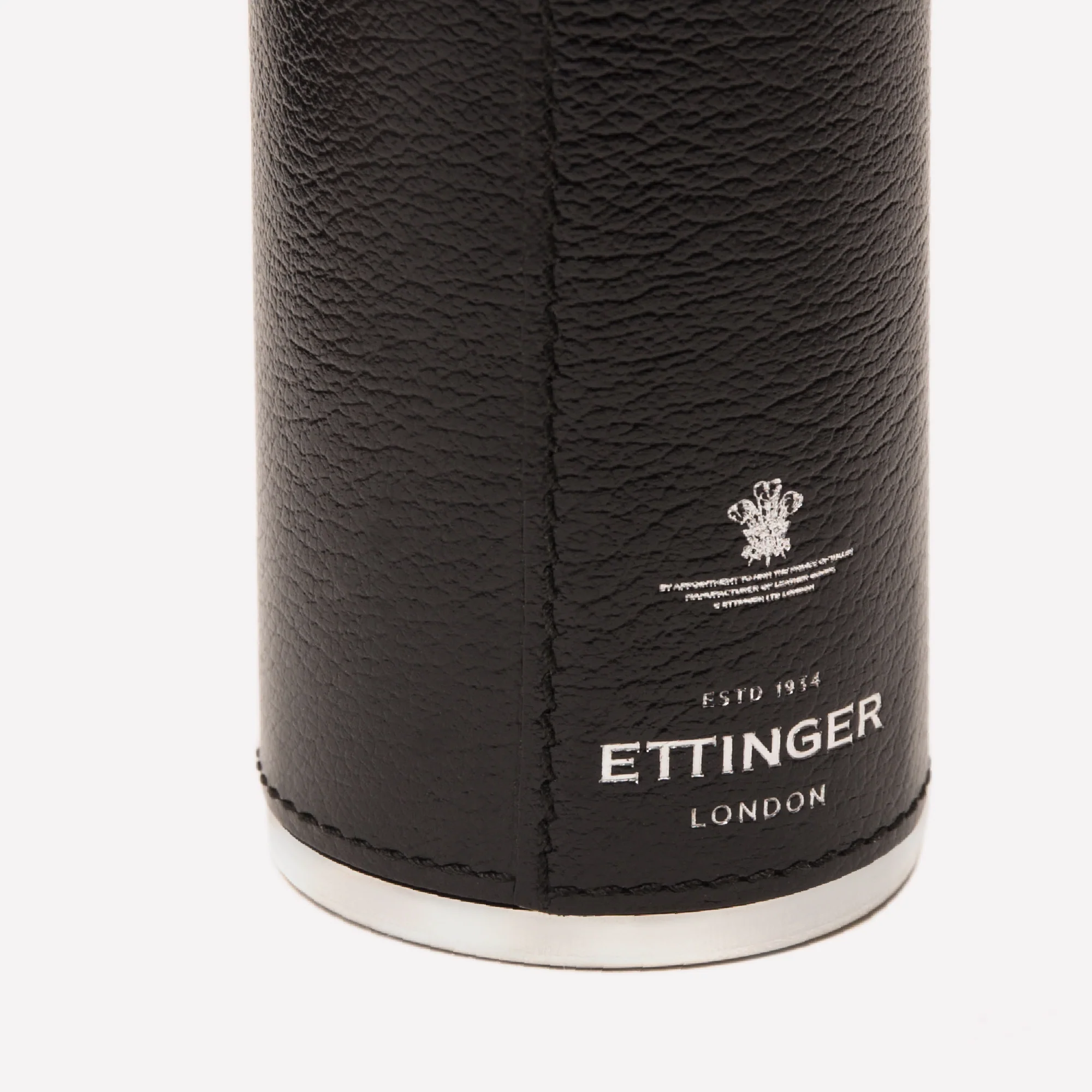 Capra 8oz Hunter Flask with 4 Cups - Image 15