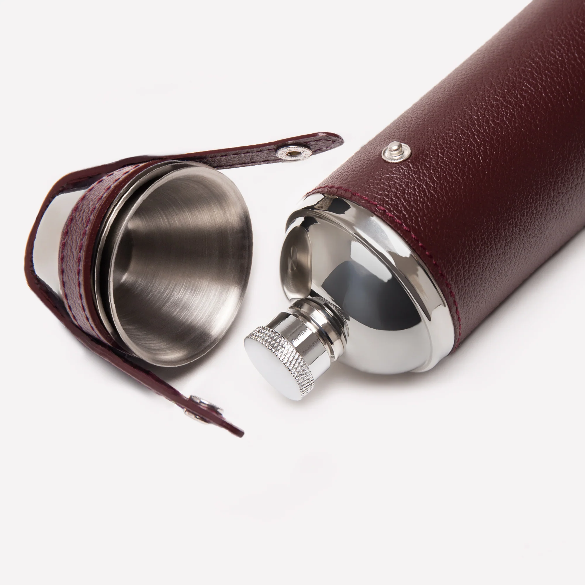 Capra 8oz Hunter Flask with 4 Cups - Image 6