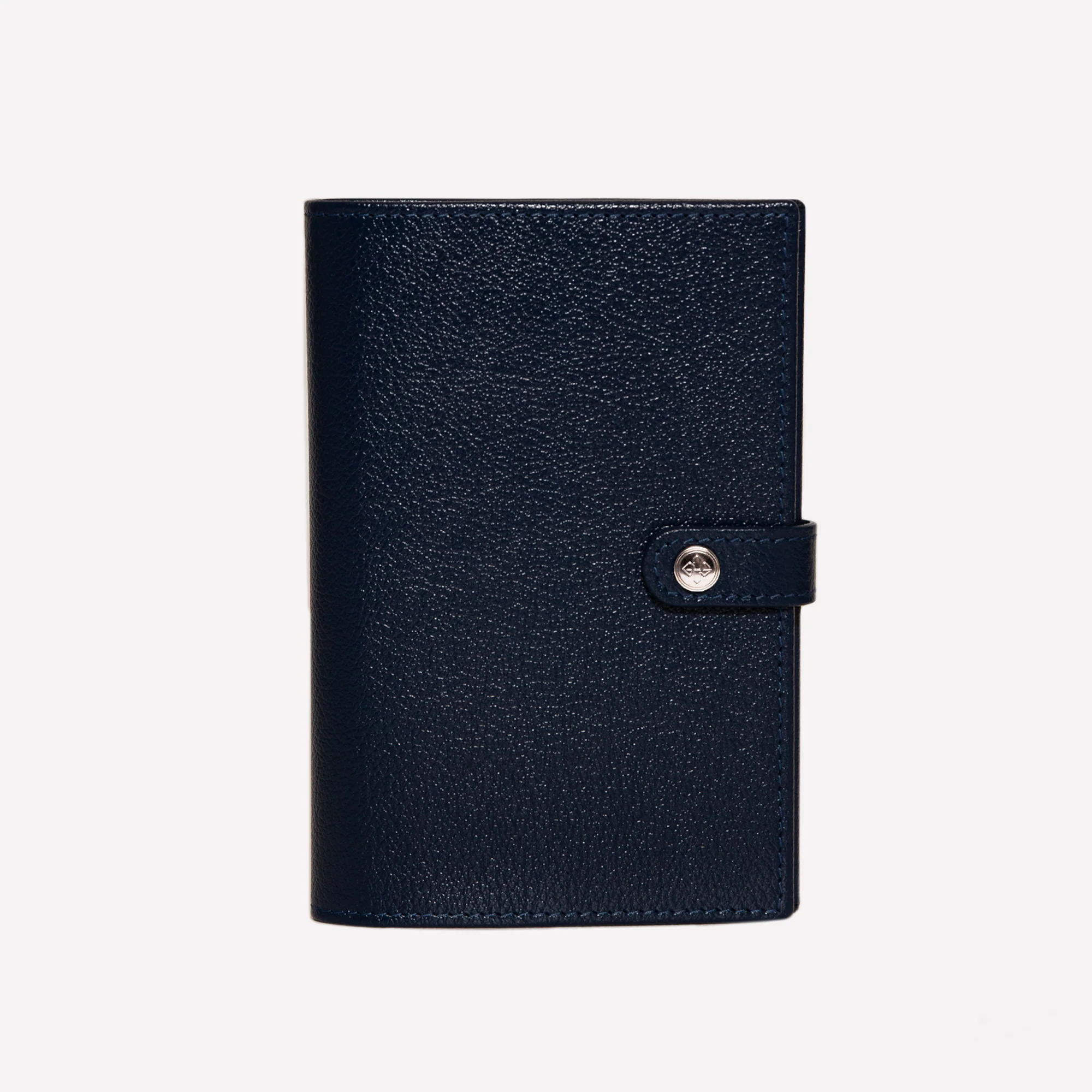 Capra AirTag Passport Case - Image 21