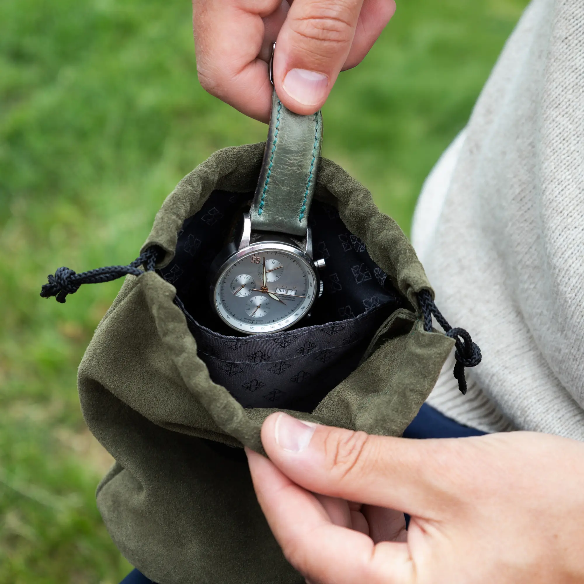Capra Golf Pouch - Image 9