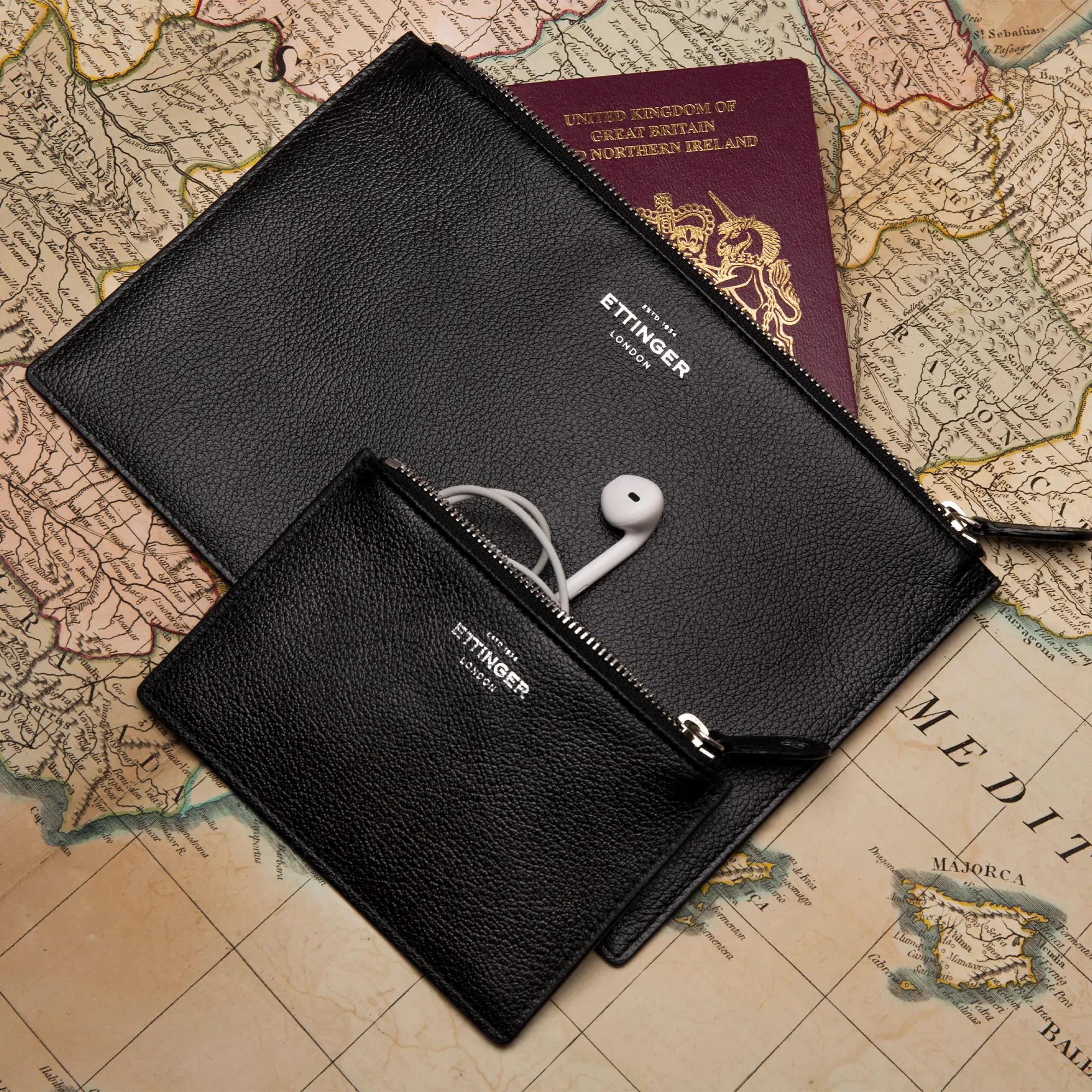 Capra Mini Pouch - Image 9