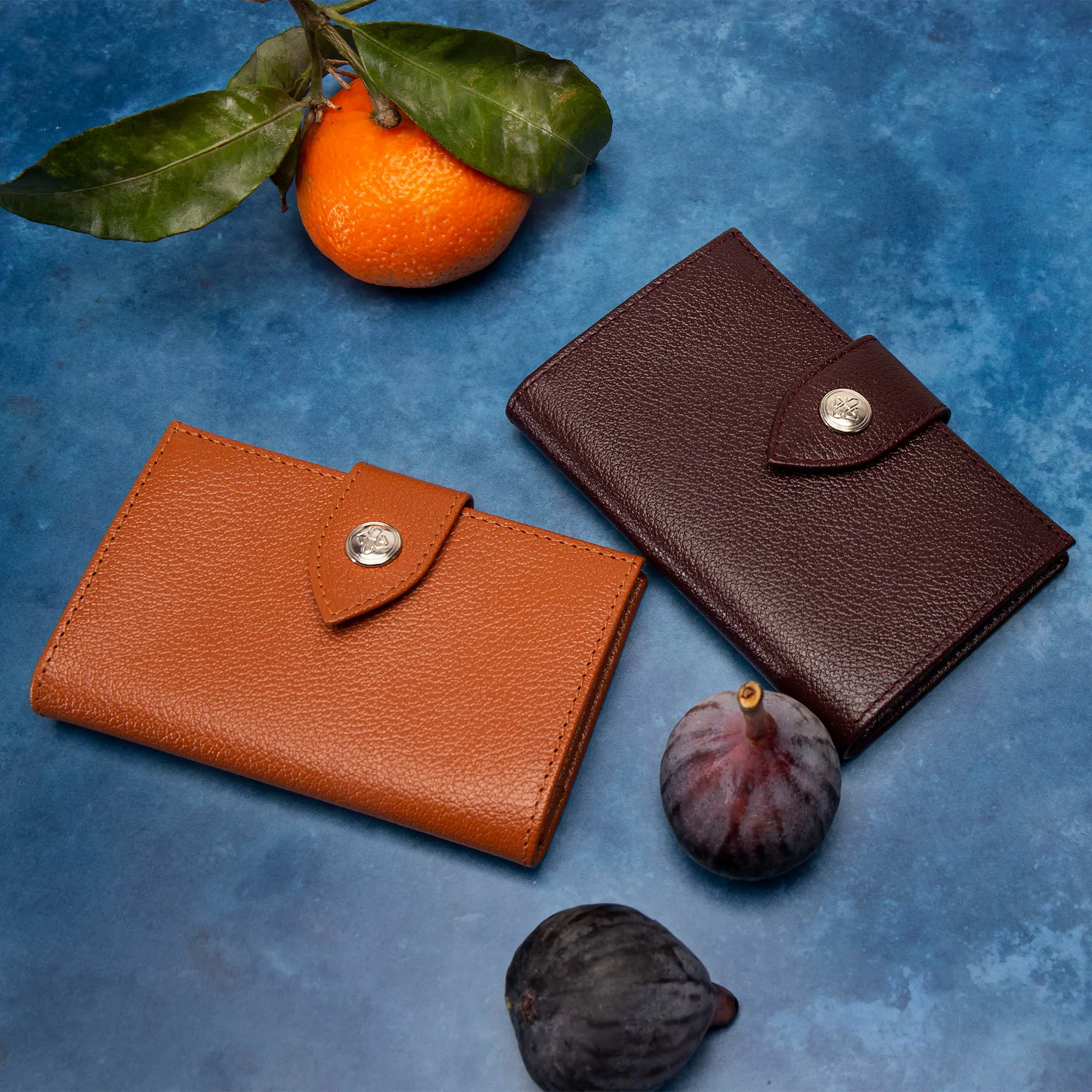 Capra Visiting Card Case With Tab - Image 4