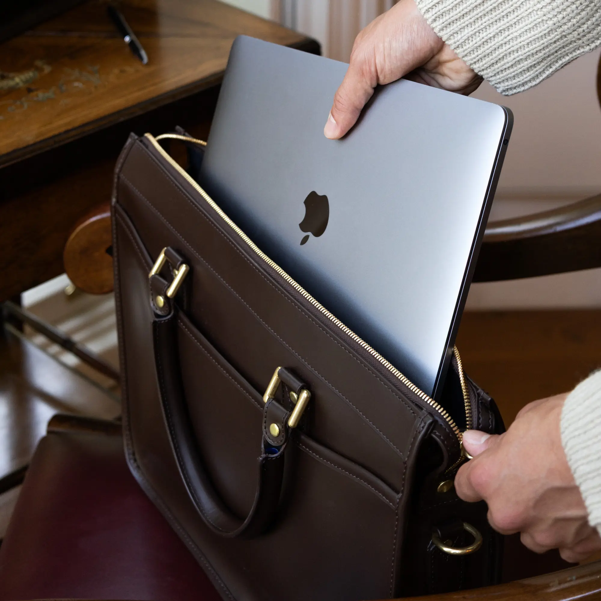 Heritage Mayfair Briefcase - Image 6