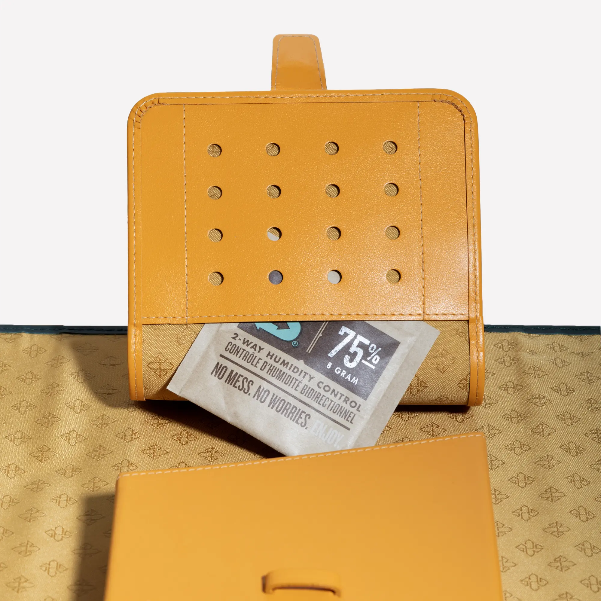 Hunters & Frankau X Ettinger Leather Cigar Wrap - Image 15